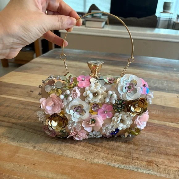 Gala Floral Embellished Chain Bag - Picture 2 of 11